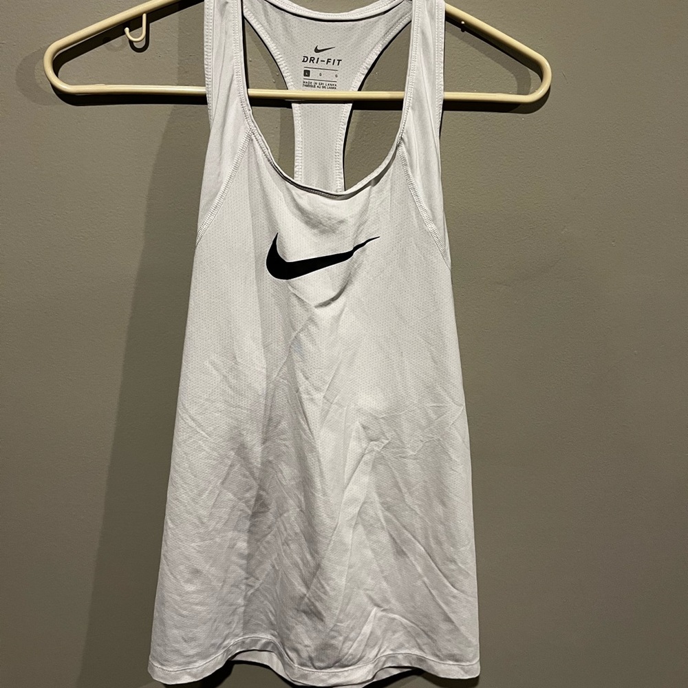 Nike tank top | size large |